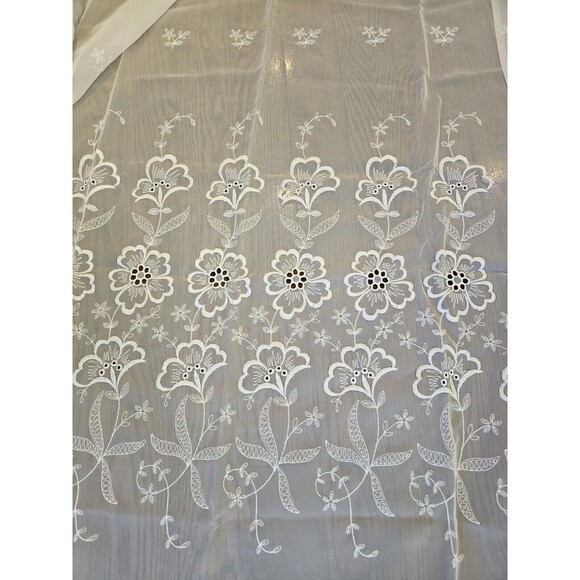 Vtg Window Pride Imported European Voile Embroidered Sheer Panel Curtains 4 Sets - Picture 7 of 10